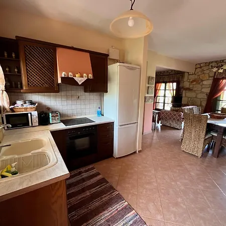 Stone Rokosini Βίλα